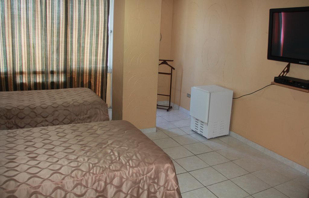 Hotel La Torre Guayaquil Værelse billede